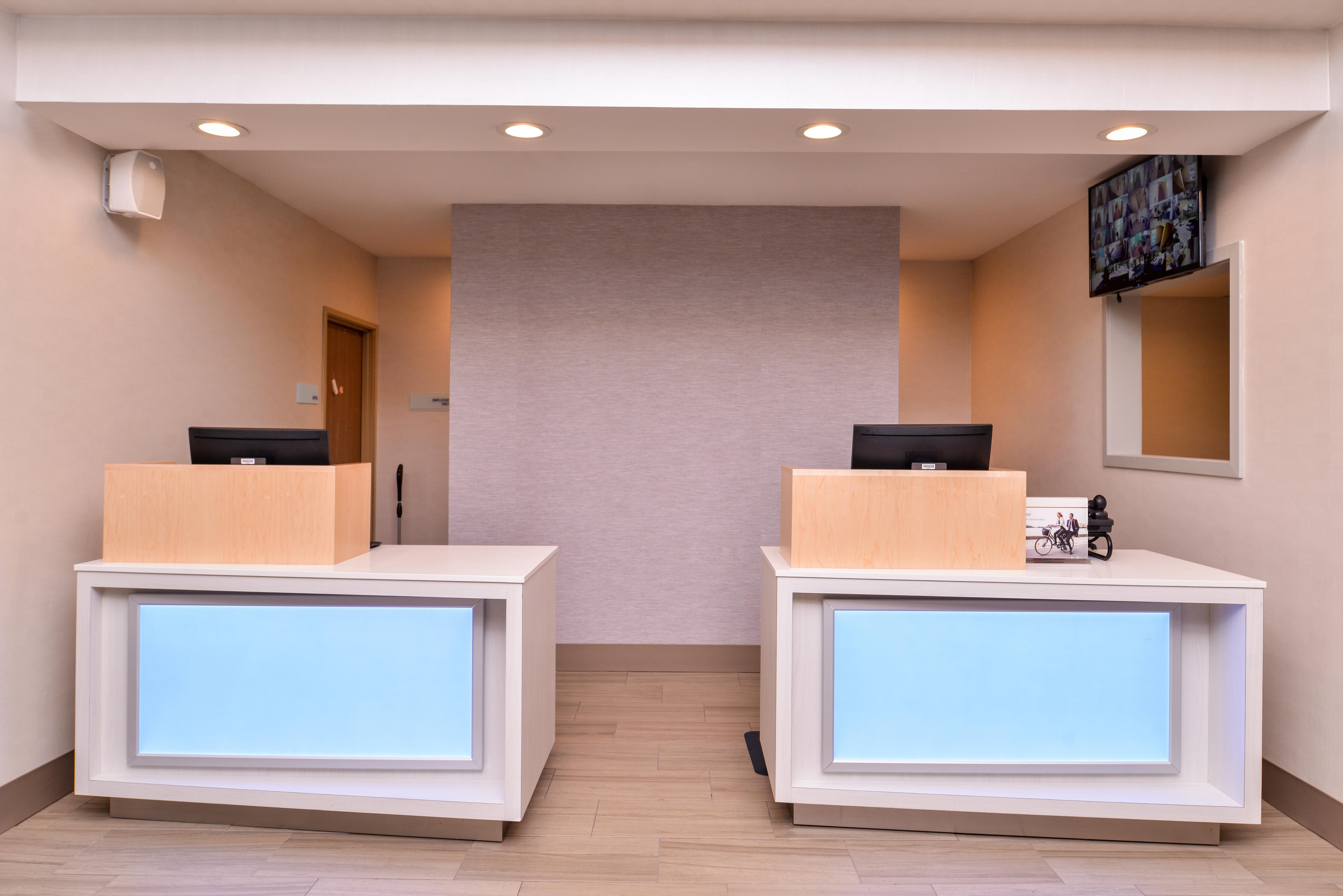 Holiday Inn Express & Suites Lacey - Olympia By Ihg Ngoại thất bức ảnh