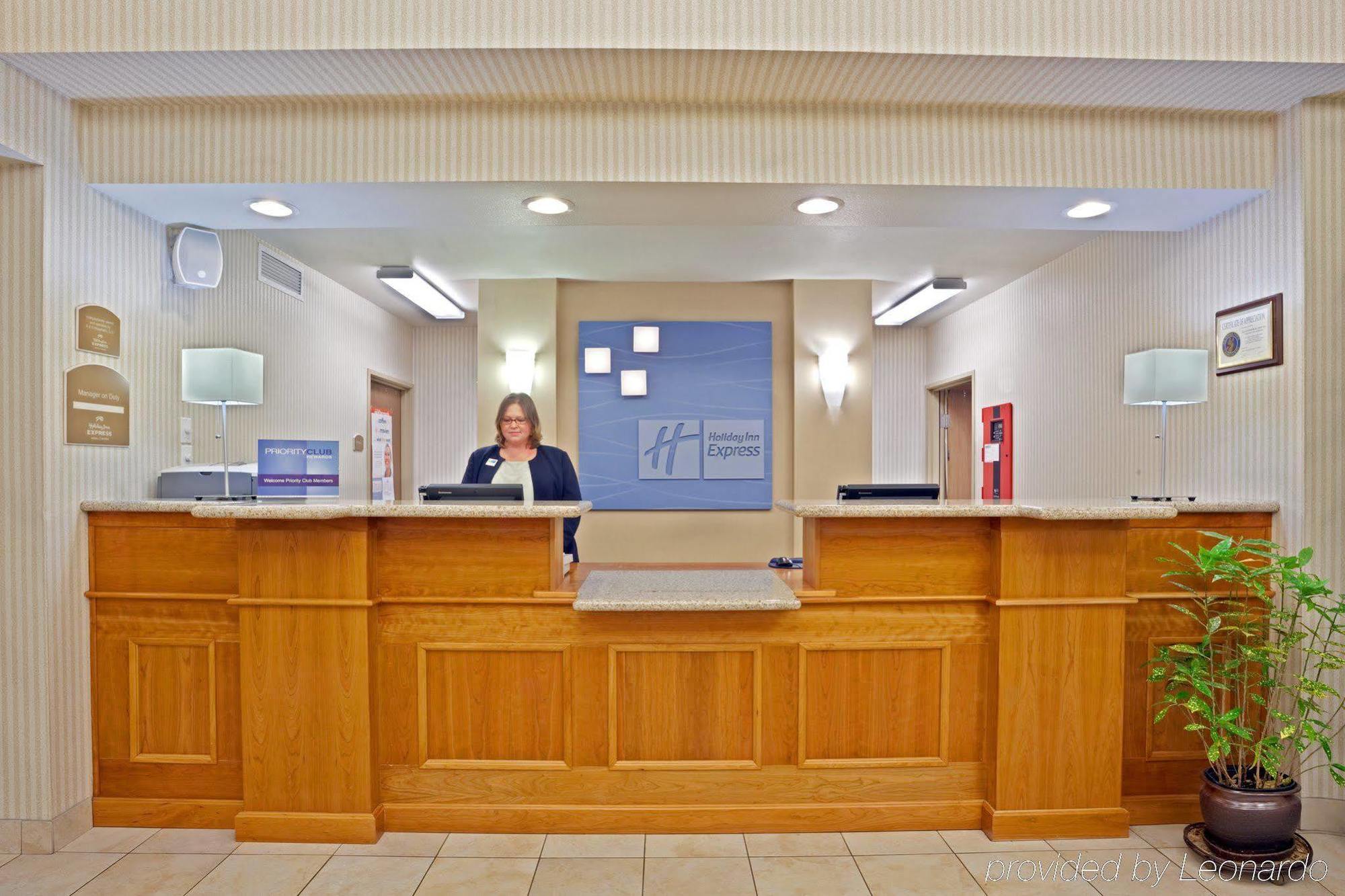 Holiday Inn Express & Suites Lacey - Olympia By Ihg Ngoại thất bức ảnh