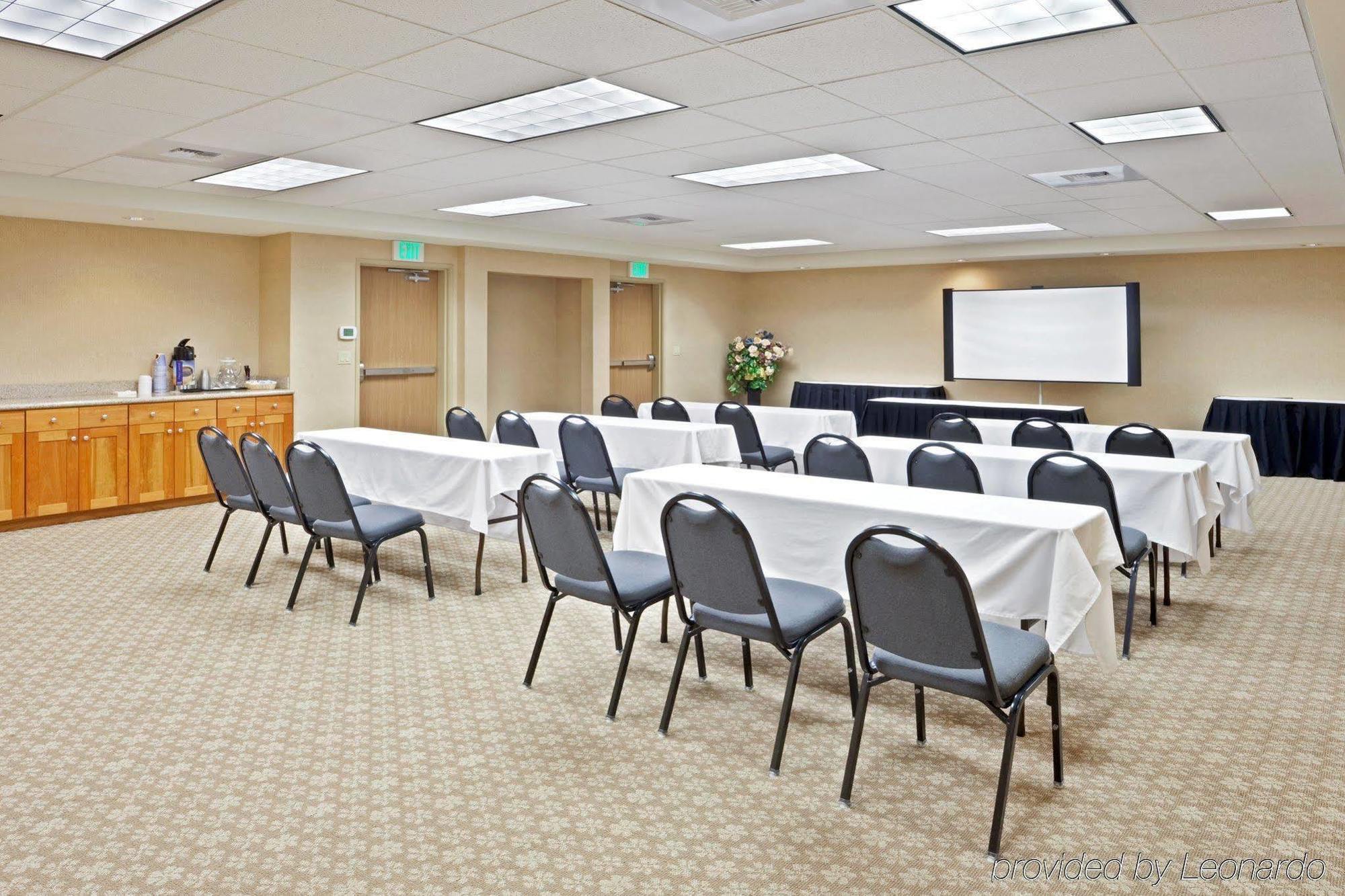 Holiday Inn Express & Suites Lacey - Olympia By Ihg Ngoại thất bức ảnh